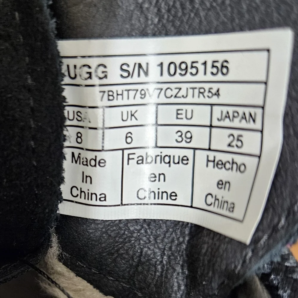 UGG Greda Black Leather Suede Duck Boots Womens 8 Waterproof Wool Lace Up